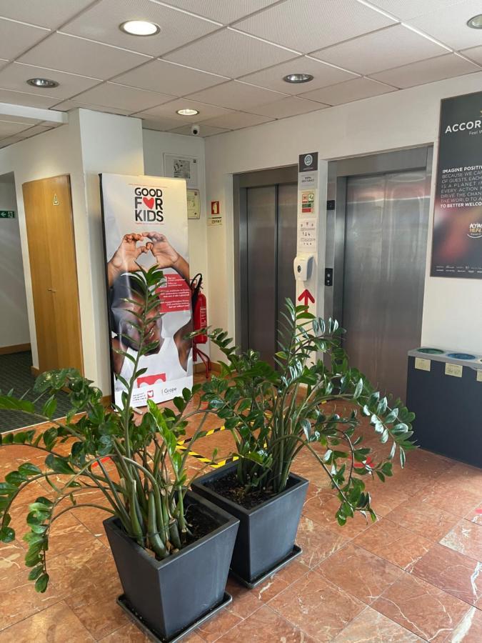 Hotel Ibis Leiria Fatima エクステリア 写真