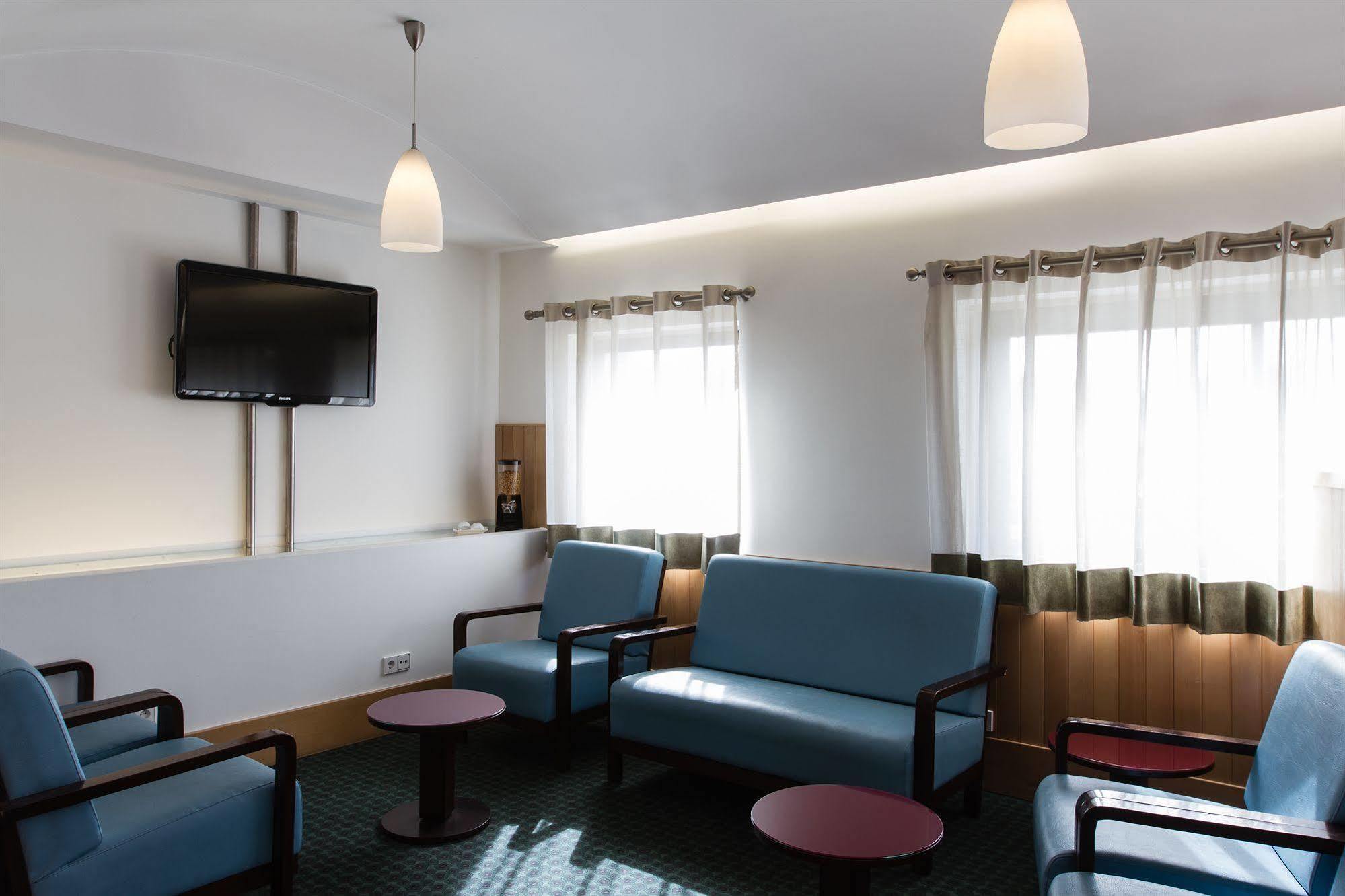 Hotel Ibis Leiria Fatima エクステリア 写真