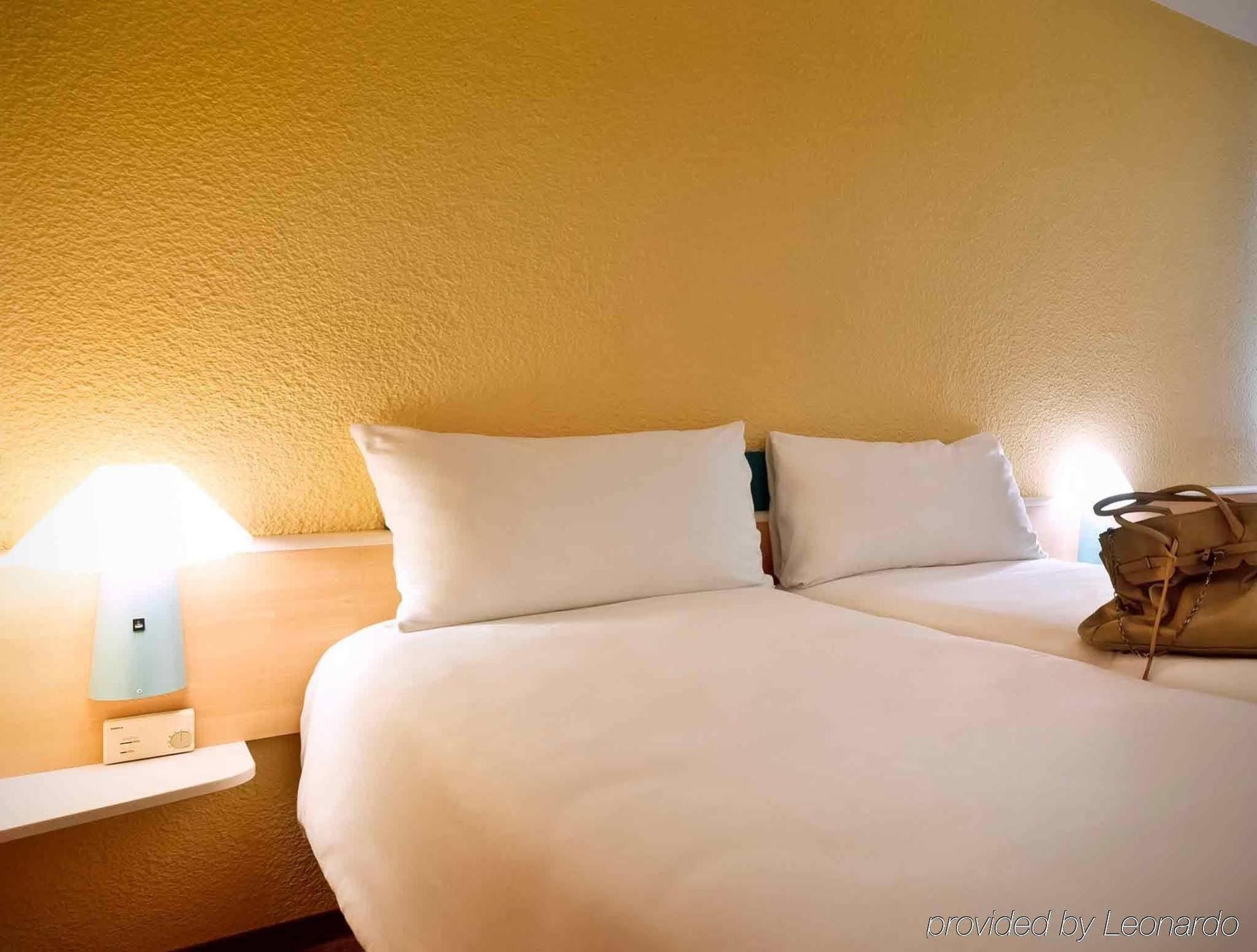 Hotel Ibis Leiria Fatima エクステリア 写真